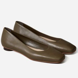 Everlane Leather Olive 90's Square Toe Flat Shoe